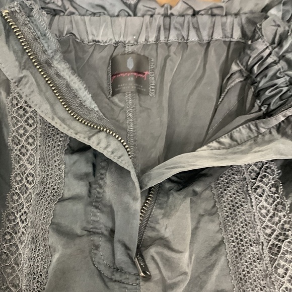 FP Movement Gray Forest Floor Combo Trailhead Convertible Pants- NWOT - Picture 13 of 15